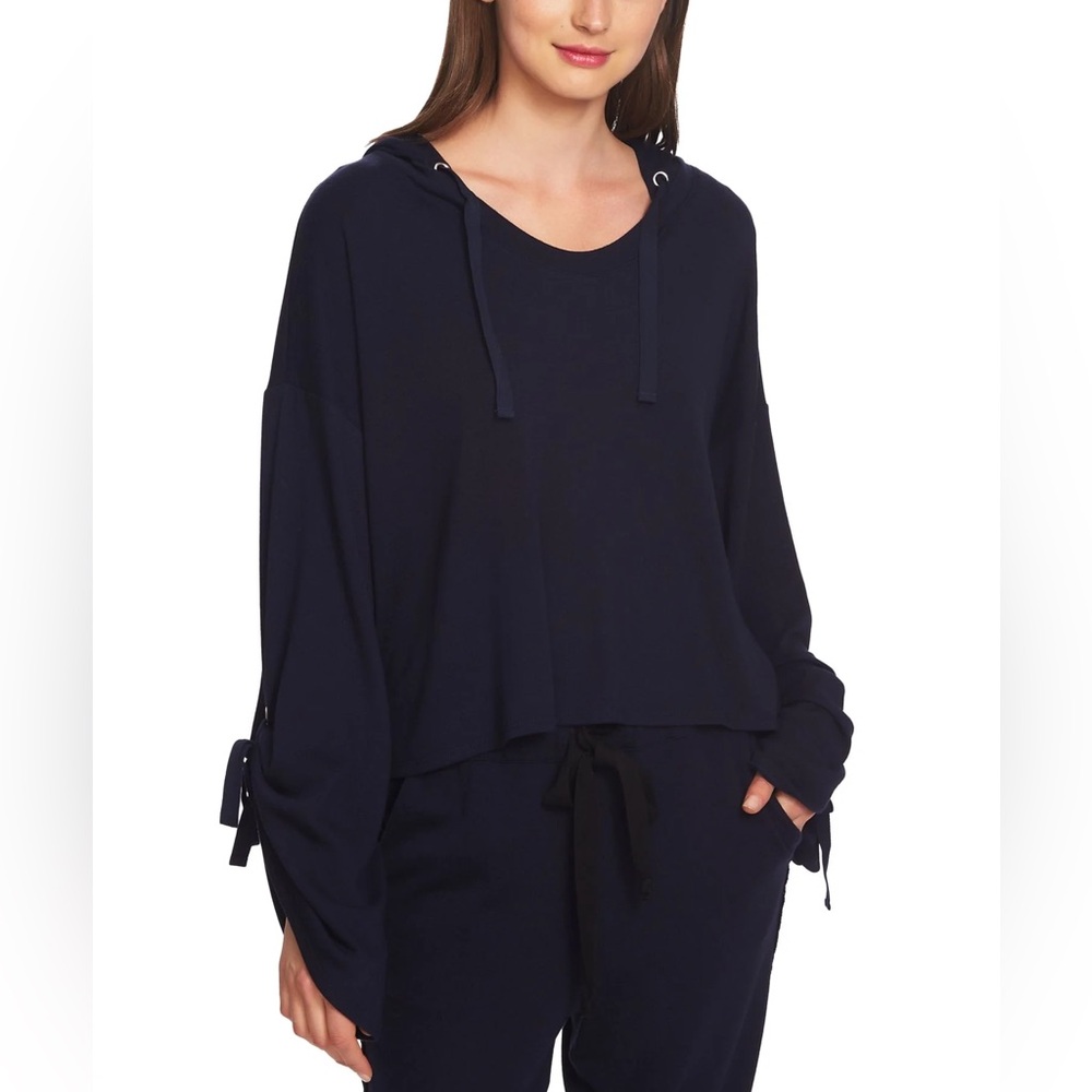 1. STATE Womens Grey Grommet Sleeve Hoodie Sweater